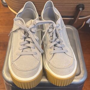 UGG Duzz -It Platform Suede Sneakers with Tan Sole